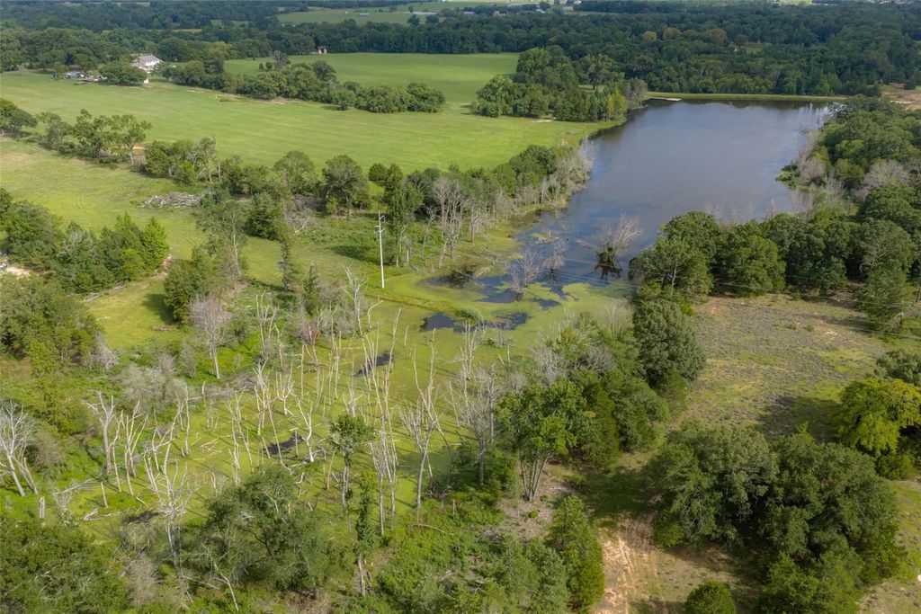 13053 County Road 3806 3805, Murchison