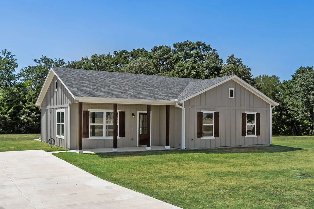 429 Caro Drive, West Tawakoni