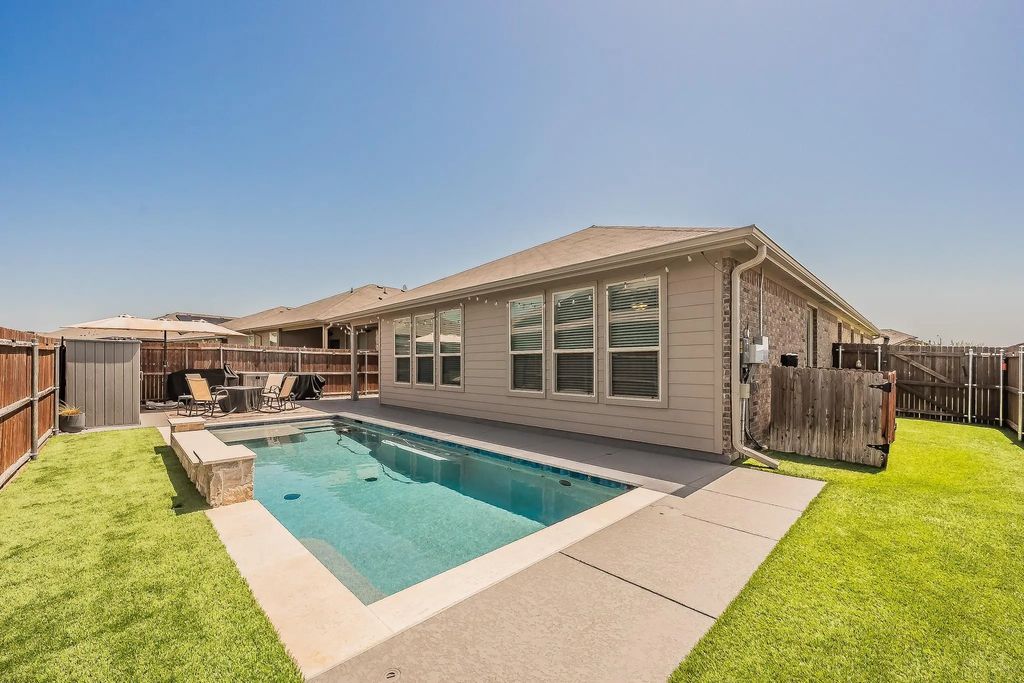 15901 Charing Cross Drive, Fort Worth