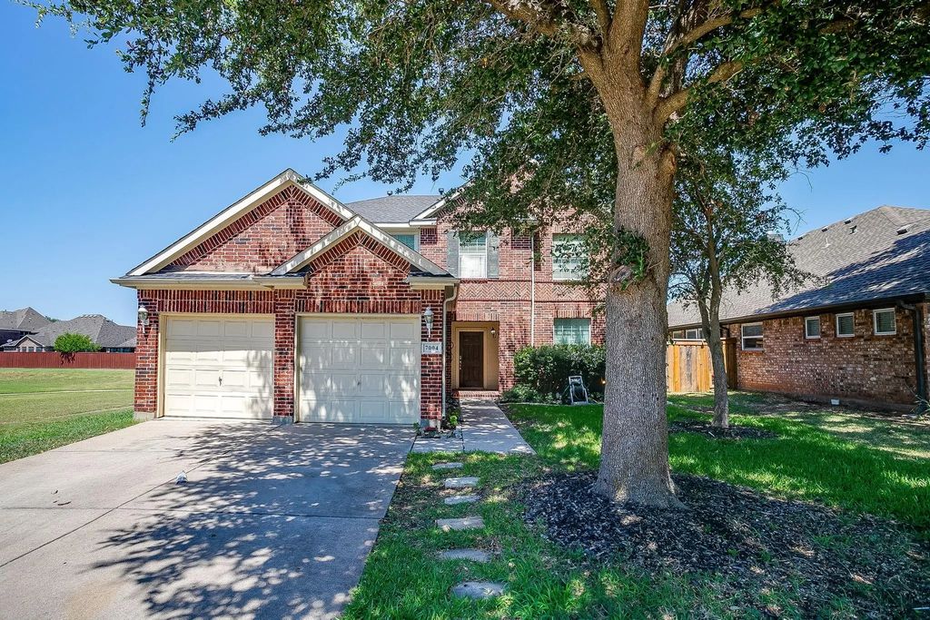 7004 Alcala, Grand Prairie