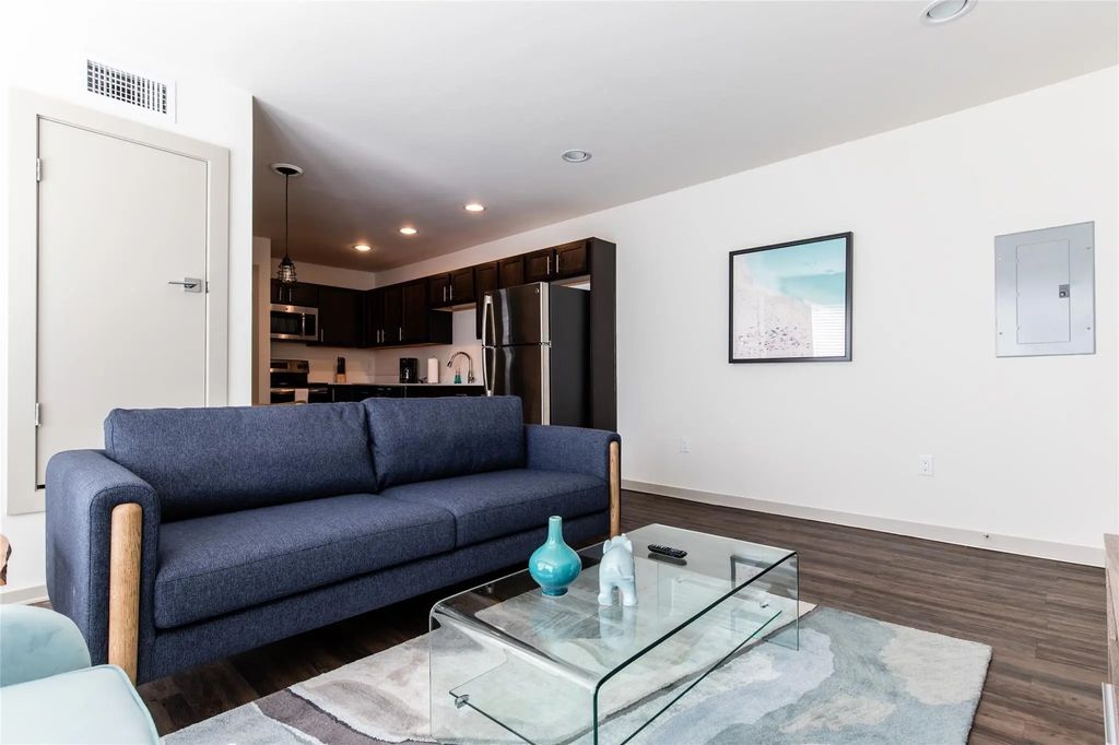 2806 Reagan Street 102, Dallas