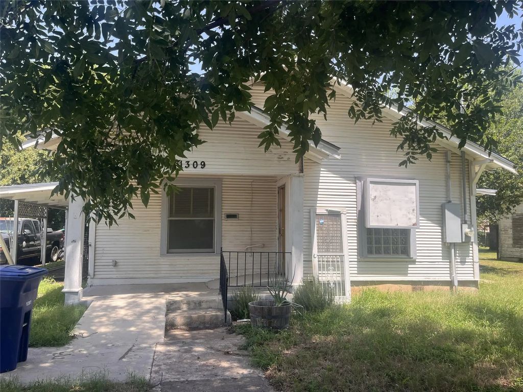 1309 Avenue J, Brownwood