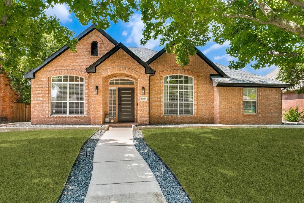 10217 Forrest Drive, Frisco