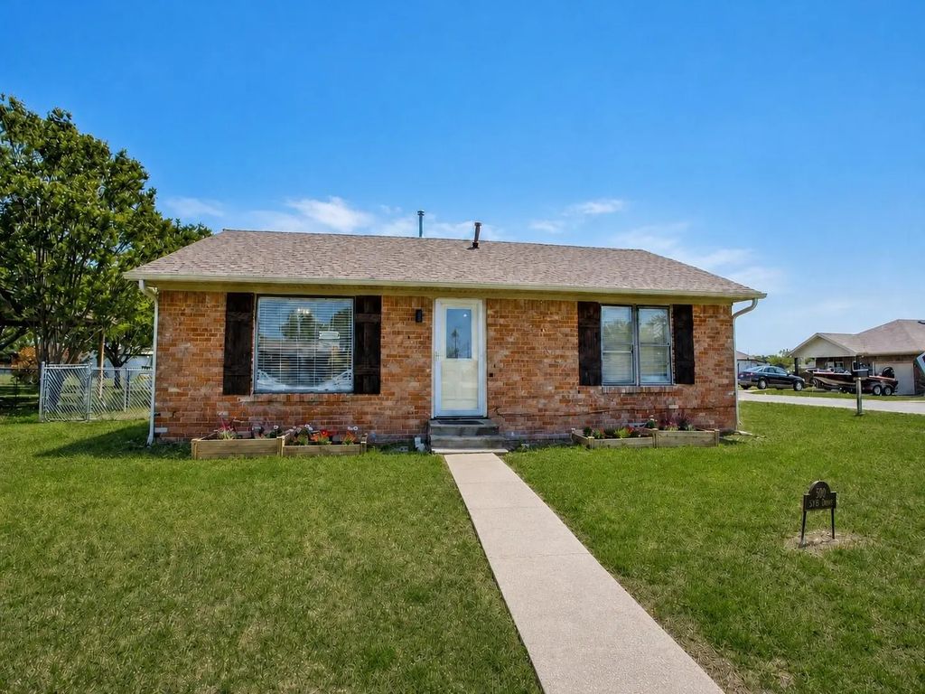 500 N 5th Street, Gunter