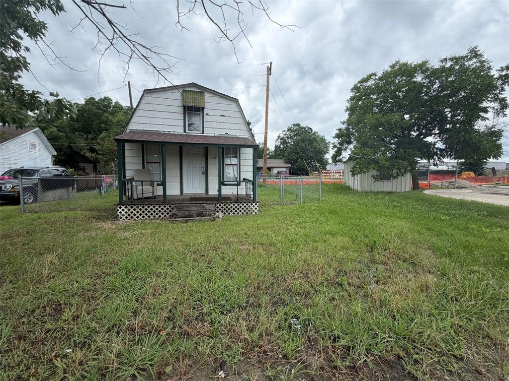 754 N Waco, Van Alstyne
