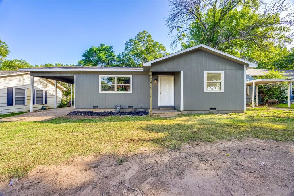 2415 W Morton Street, Denison