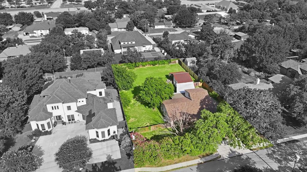 6704 Herbert Road, Colleyville