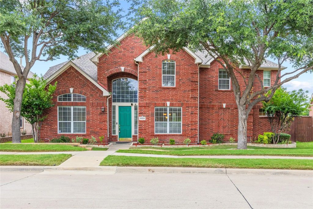 9024 Fox Hollow Trail, Irving