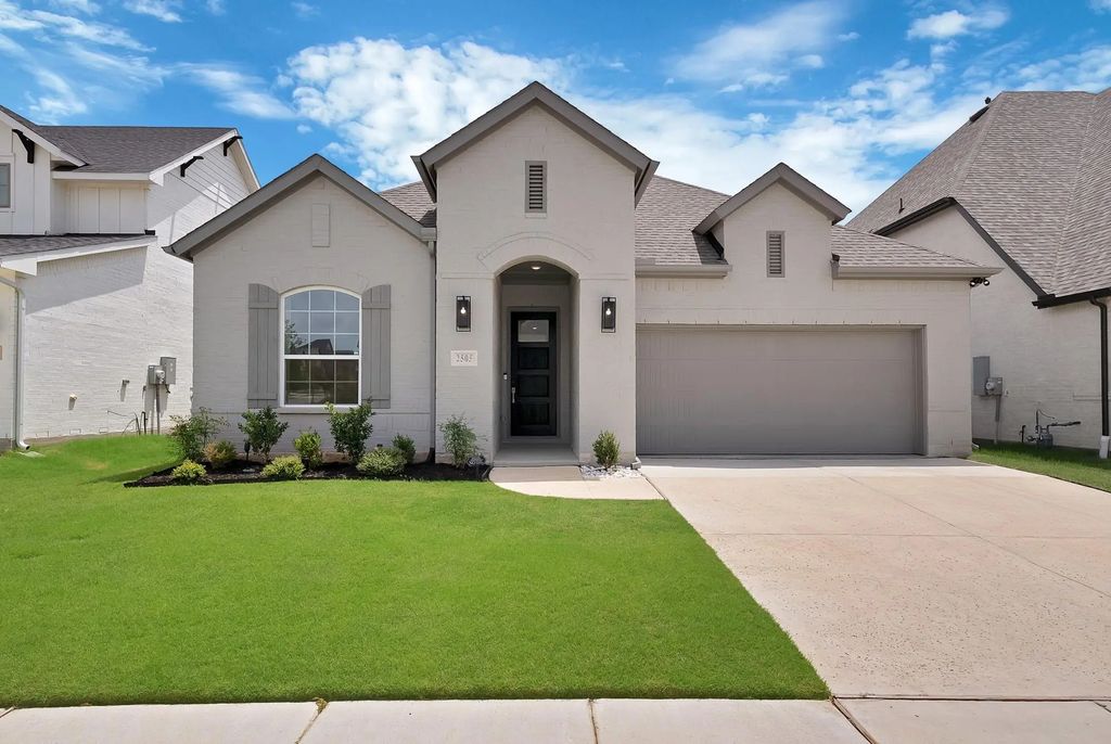 2505 Half Moon Way, Northlake