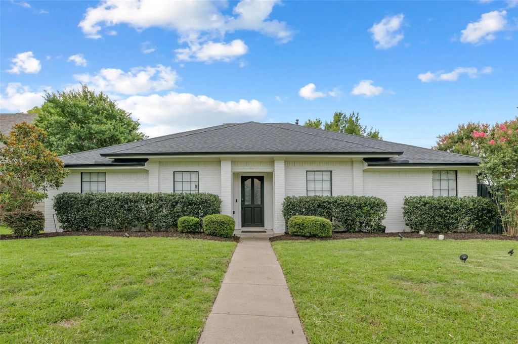 2600 Summertree Drive, Carrollton