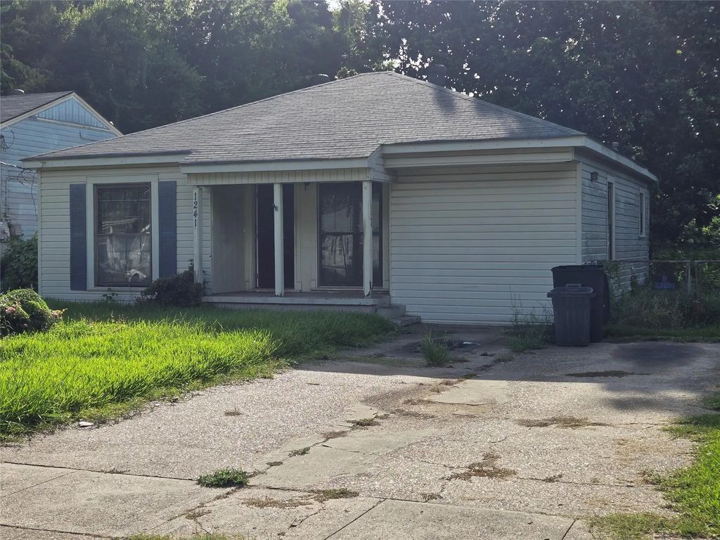 1241 Dudley Lane, Bossier City