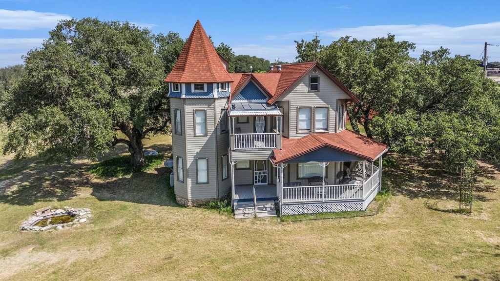 10454 E State Highway 6, Dublin