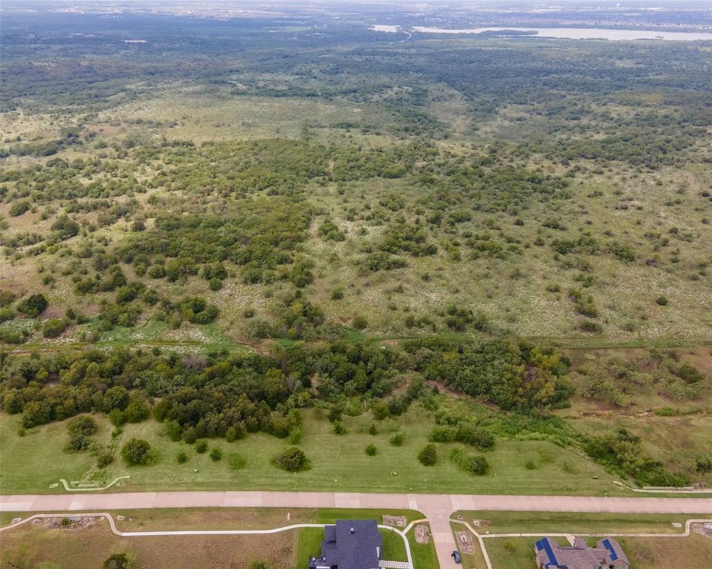 2243 Alyssum, Cedar Hill