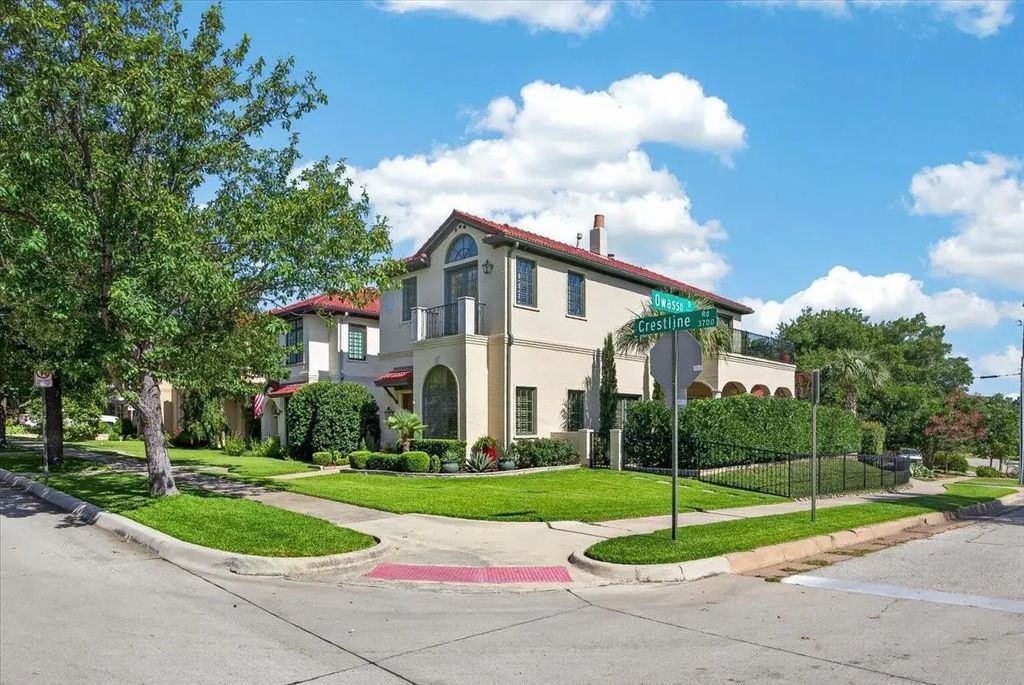 3700 Crestline Road, Fort Worth