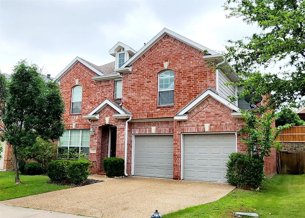 1312 Valley Vista Drive, Irving