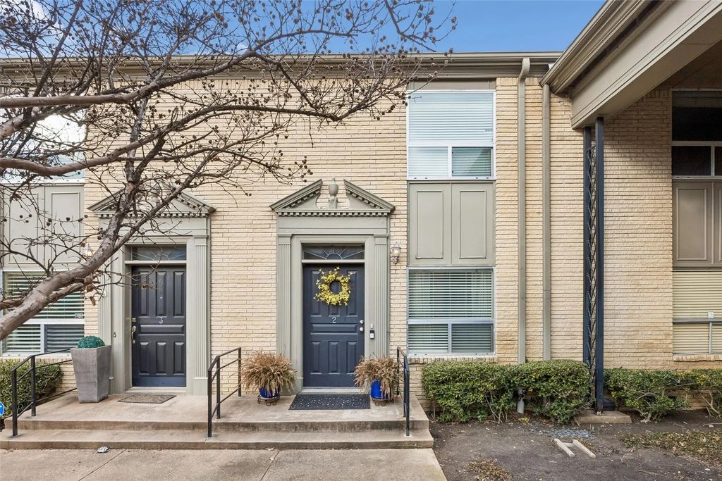 7506 W Northwest Highway 2, Dallas