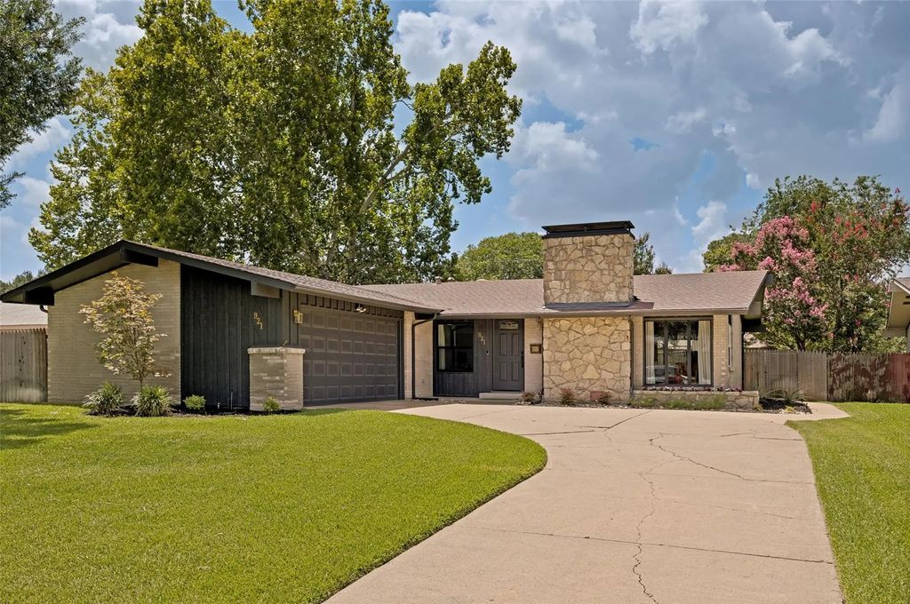 921 Forreston Drive, Richardson