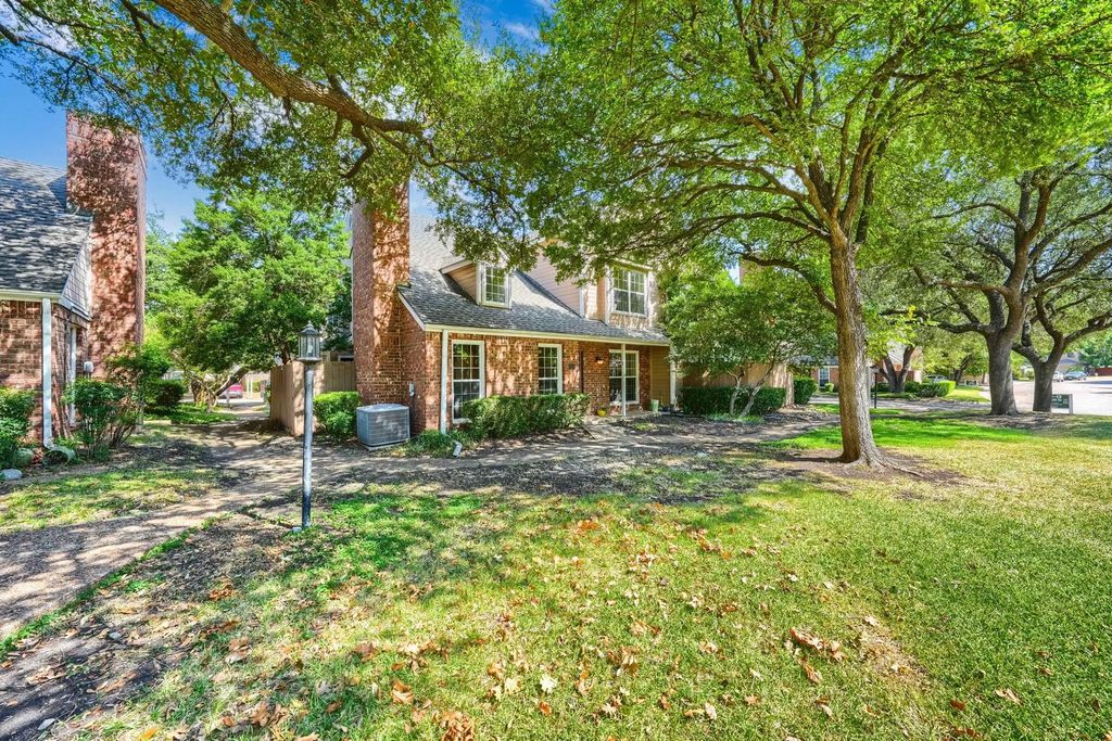17820 Windflower Way 1002, Dallas