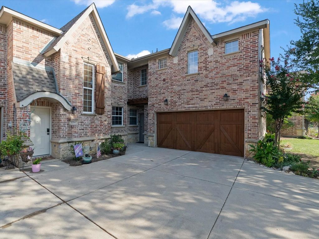 1250 Bethel School Court, Coppell