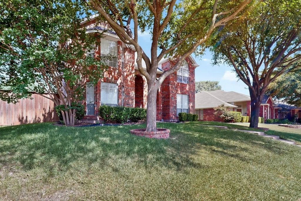 6651 Canterbury Drive, Frisco