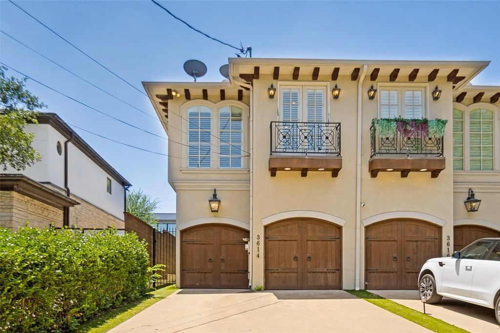 3614 Edgewater Street, Dallas
