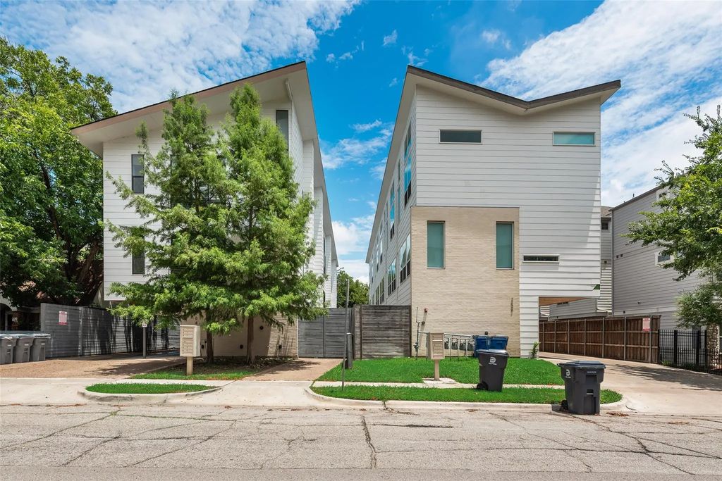 2304 N Garrett Avenue 1, Dallas