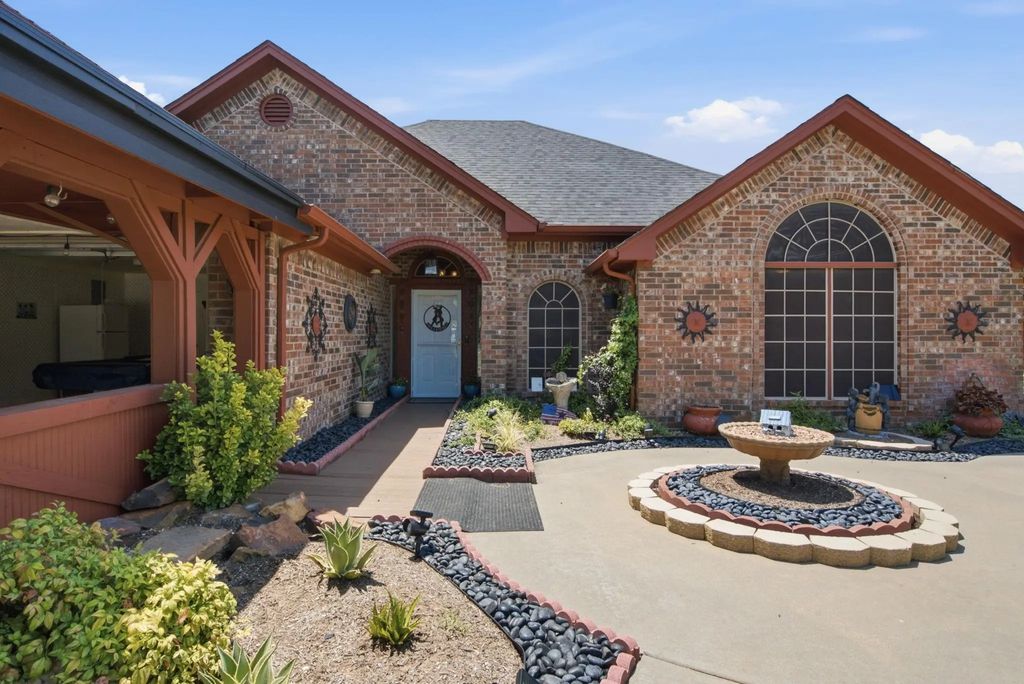 124 Sanchez Creek Court, Weatherford