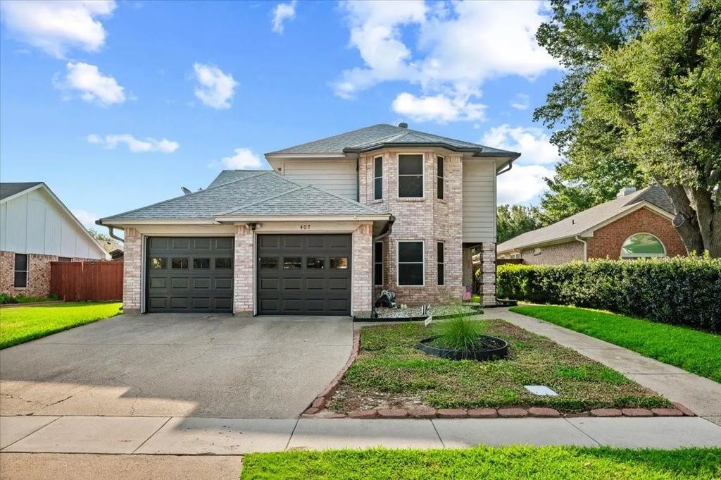 407 Nita Lane, Euless