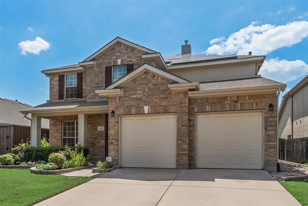 306 Salsbury Drive, Euless