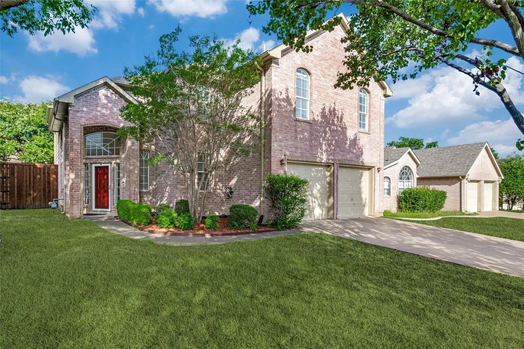 2505 Lakeshore Drive, Flower Mound