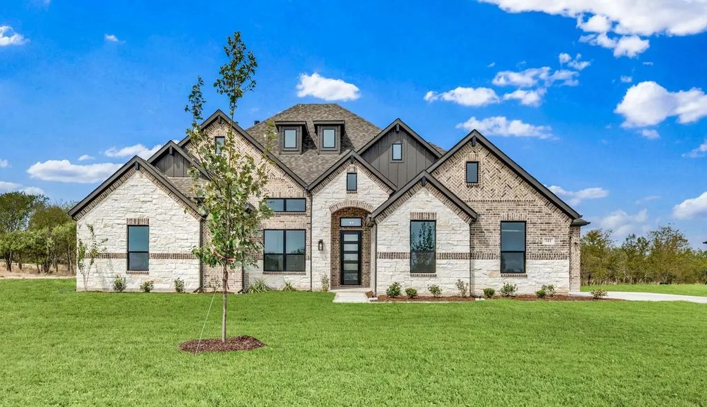 341 Willowy Drive, Royse City