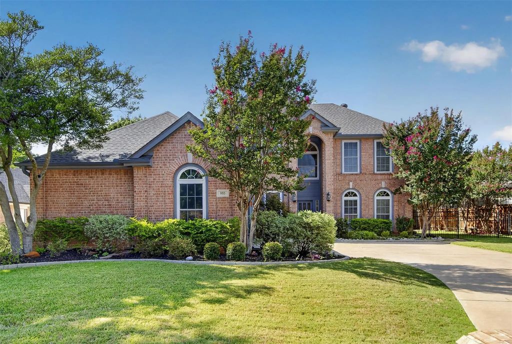 805 Doral Drive, Mansfield