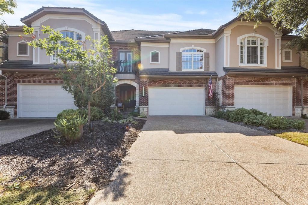 4223 Castle Rock Court, Irving