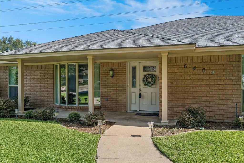 6409 Poco Court, Fort Worth