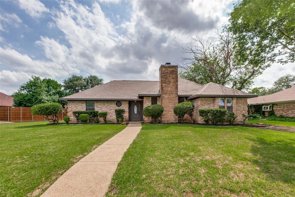 3301 Oswego Drive, Plano