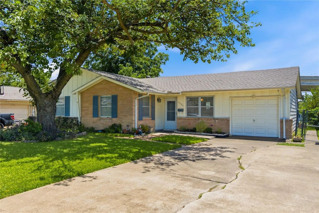 2626 Rosewood Drive, Mesquite