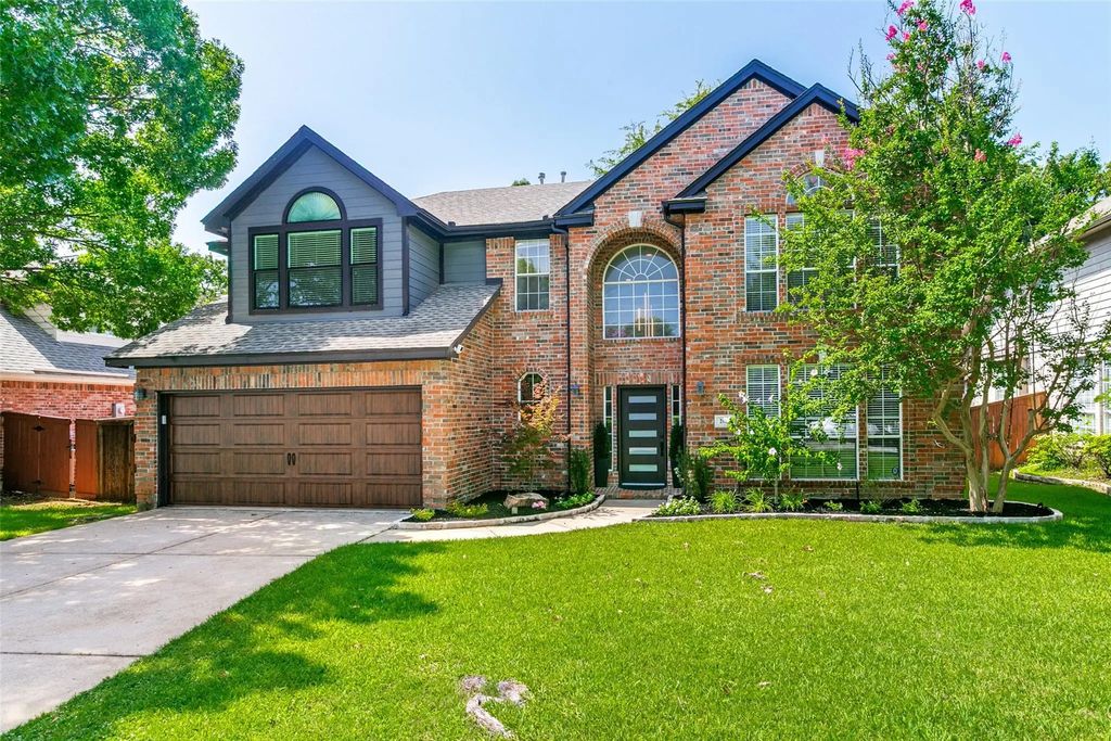 2811 Stonehurst Drive, Grapevine