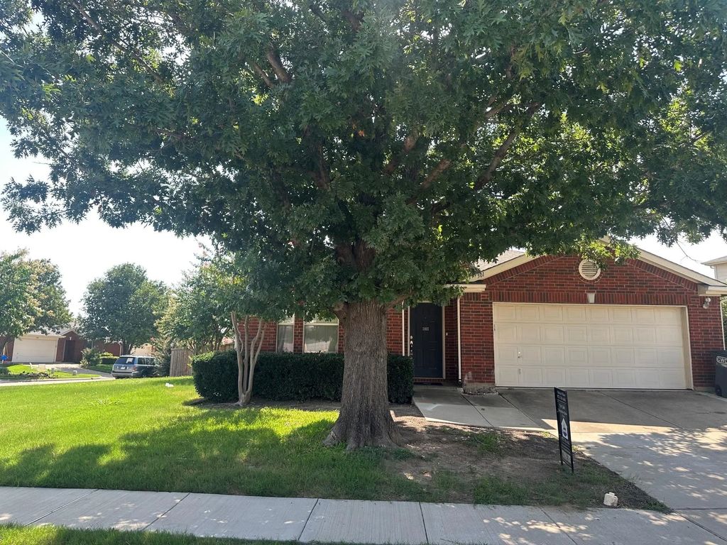 301 Admiral Drive, Wylie