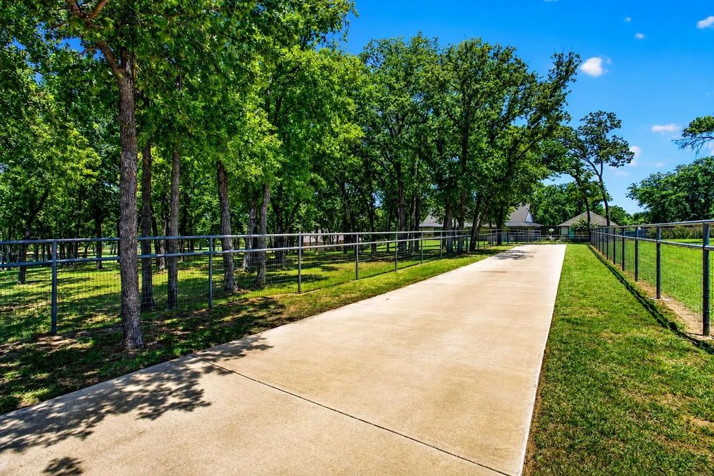 3012 County Road 919, Burleson