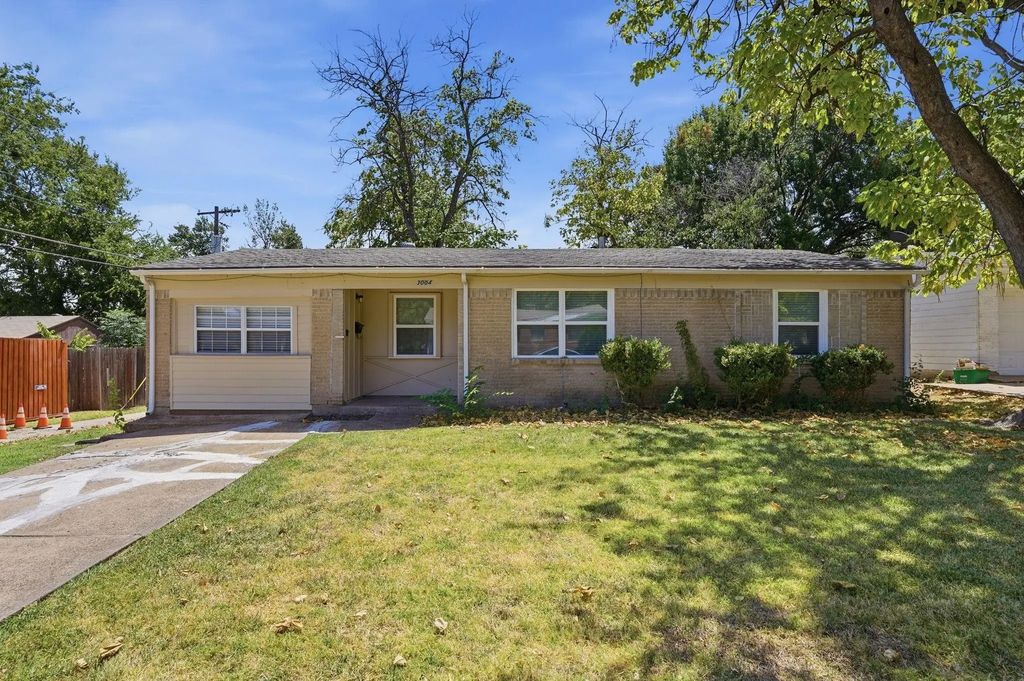 3004 Albany Drive, Mesquite