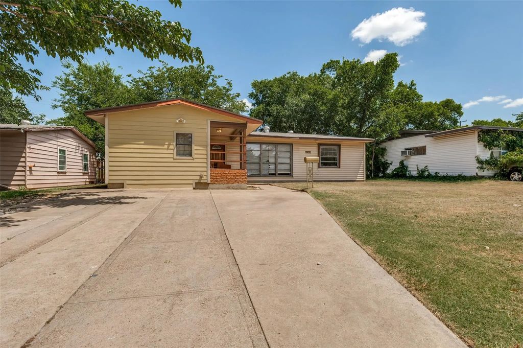 11515 Abston Lane, Dallas