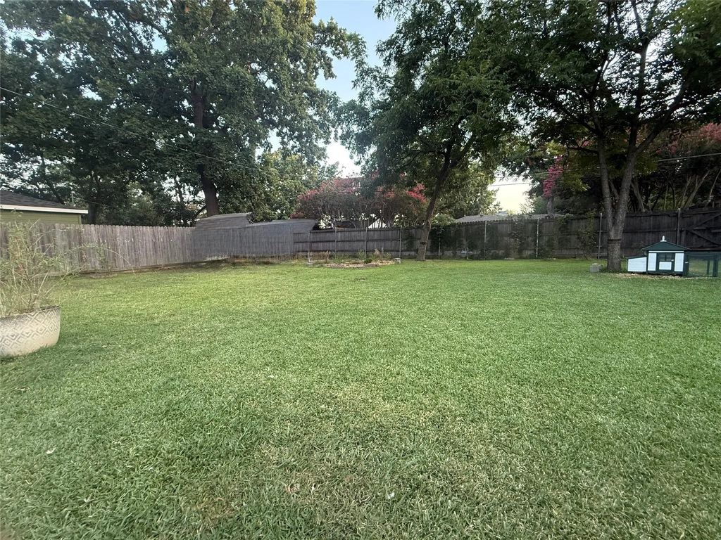 669 Harter Road, Dallas