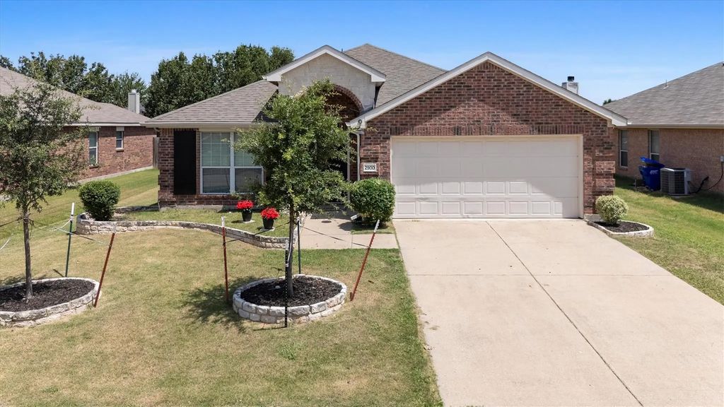 2900 Marsha Lane, Royse City