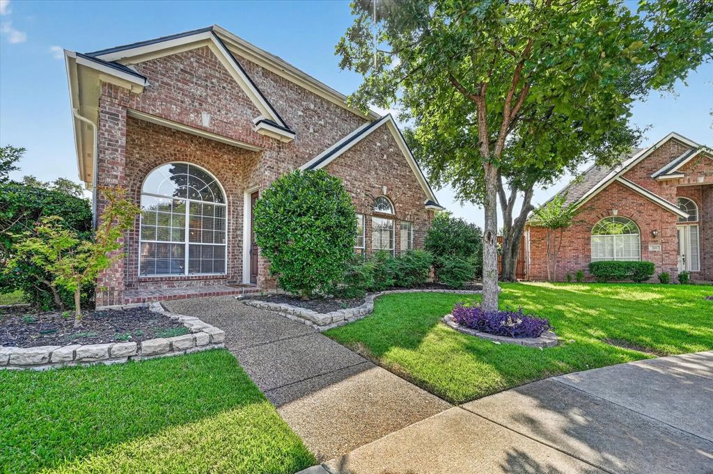 400 Breakers Point Court, Irving