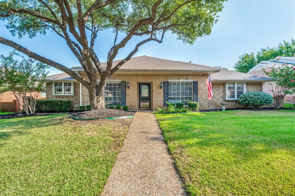 1307 N Trail Drive, Carrollton