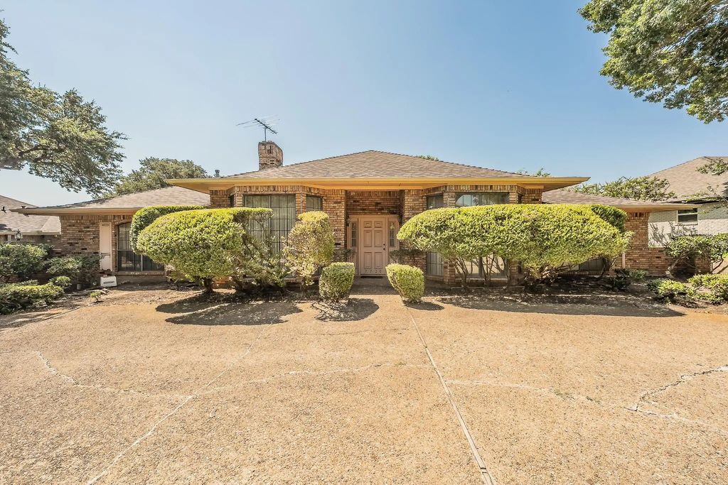 7720 Lone Moor Circle, Dallas