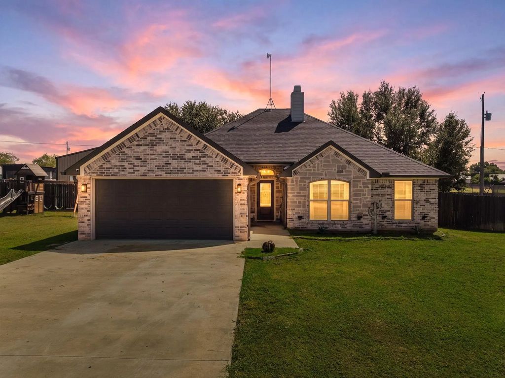 116 Wildcat Way, Whitney