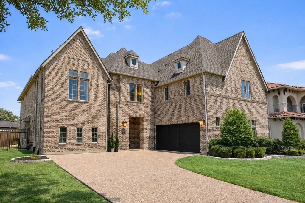 3827 Vanderbilt Lane, Frisco