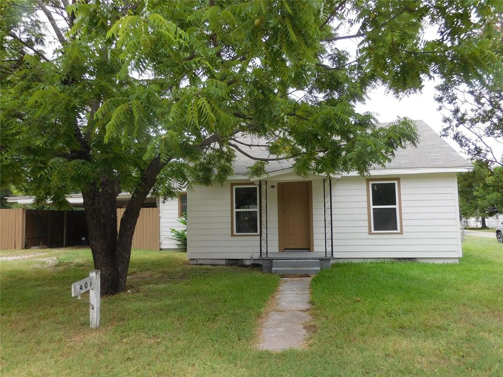 407 Ne 4th Street, Hubbard