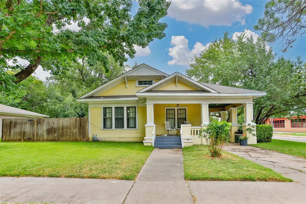 724 S Morris, Gainesville